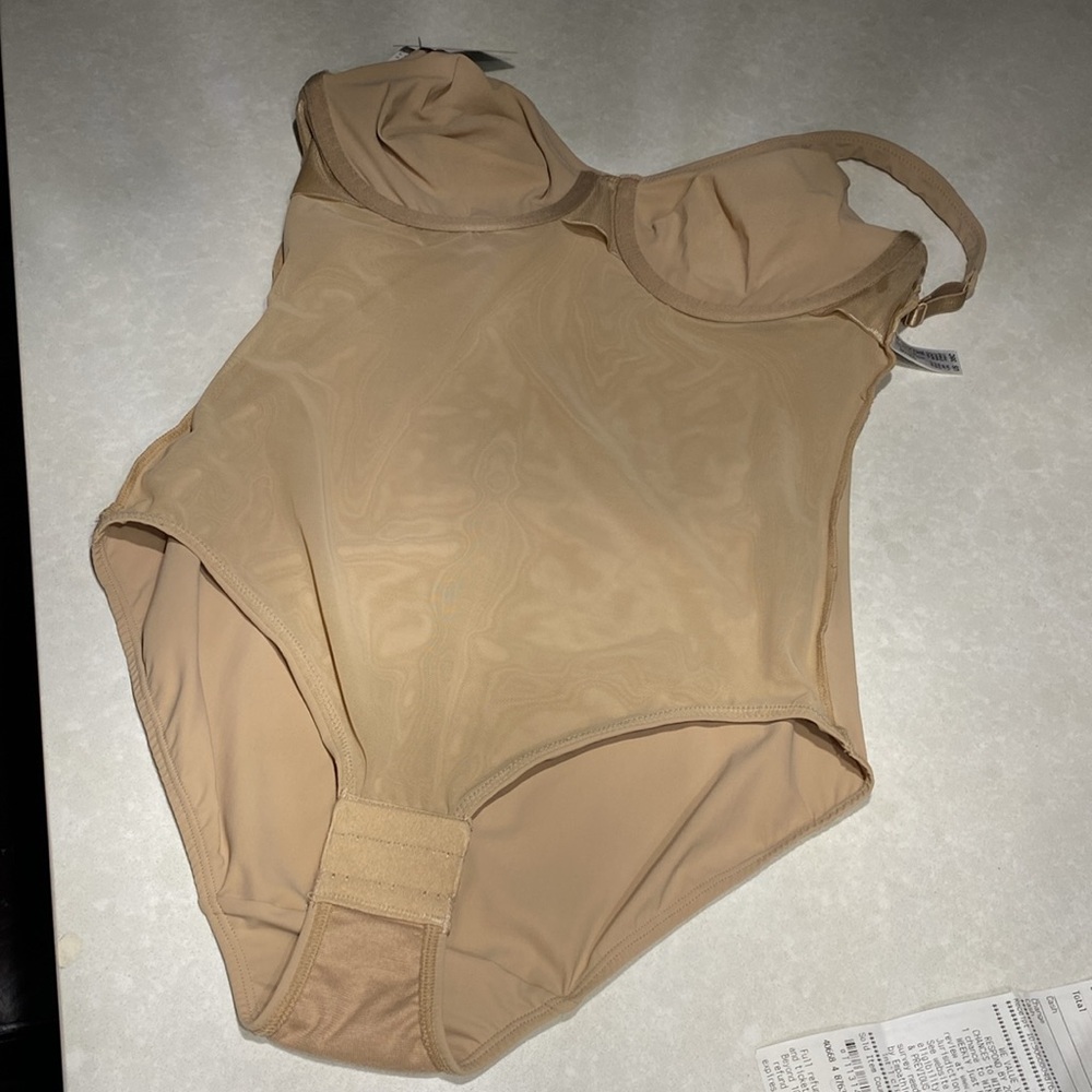 New Wacoal Try a Little Slenderness Bodysuit
801165 with tags Tan/toast 36C⭐️⭐️ - Picture 9 of 17